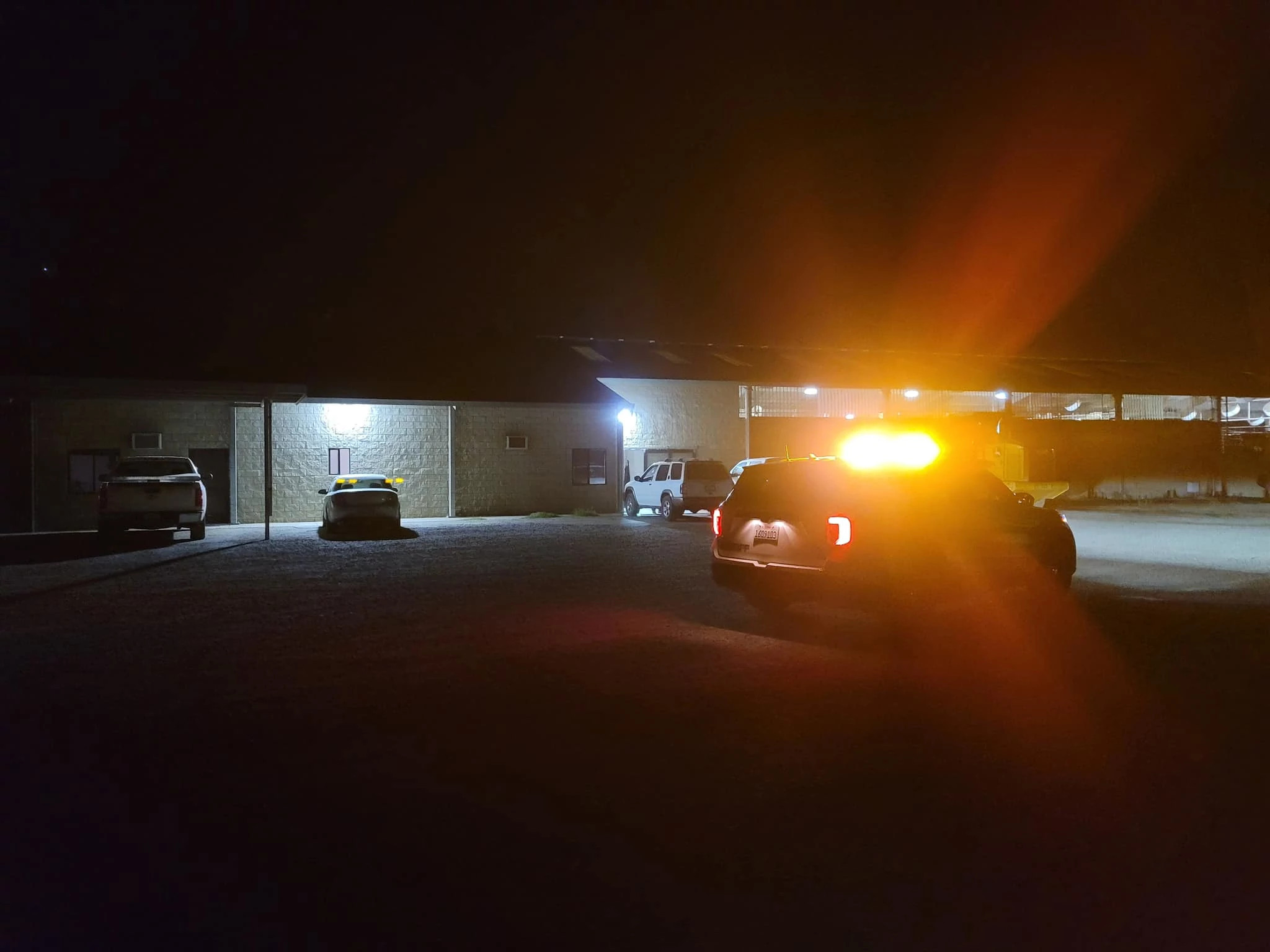 Six Dairy Workers Robbed at Gunpoint in Pixley